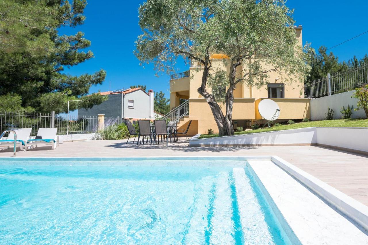 Louloudis Pool Villa Szkála Rahoníu Kültér fotó