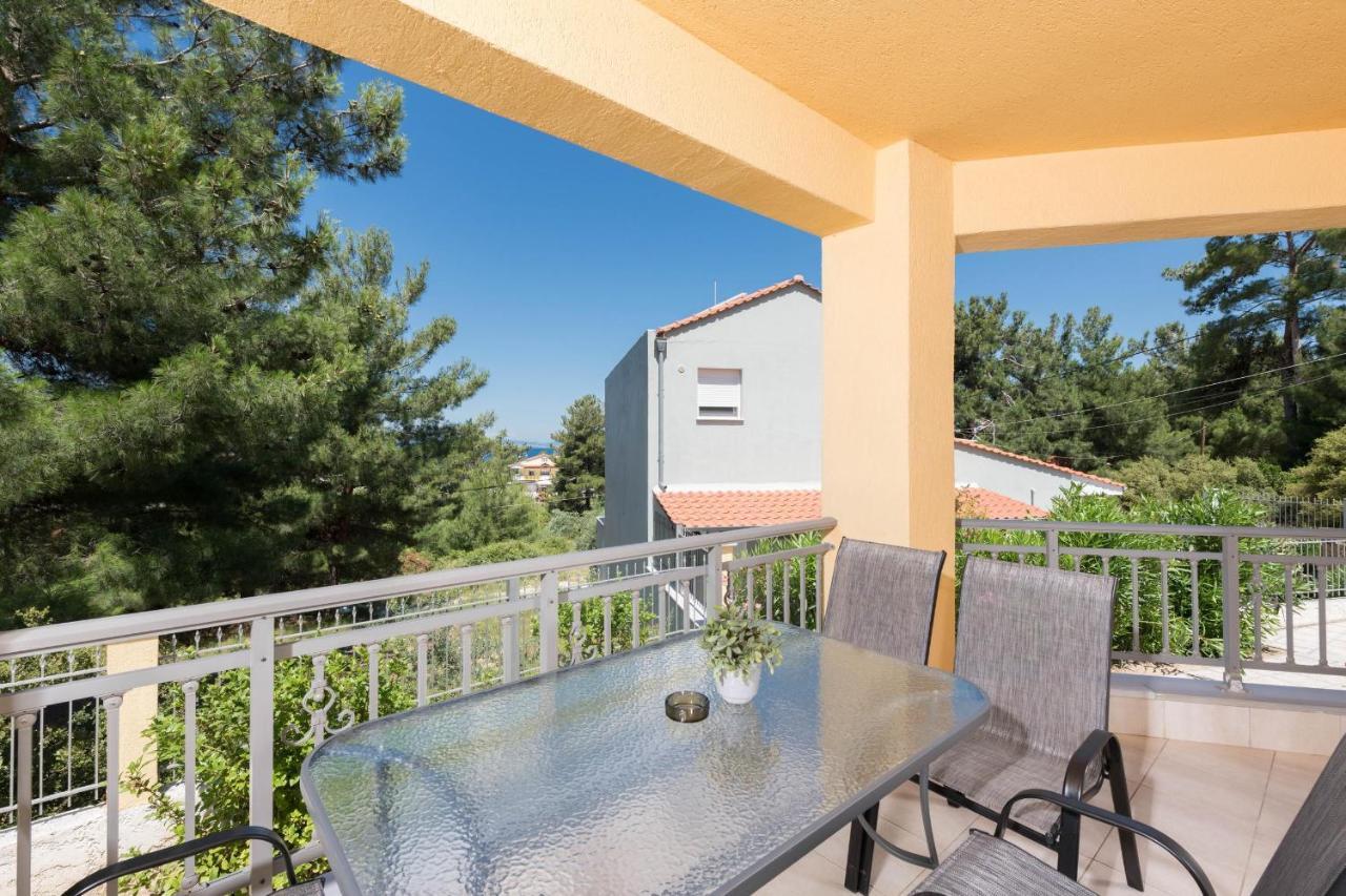 Louloudis Pool Villa Szkála Rahoníu Kültér fotó