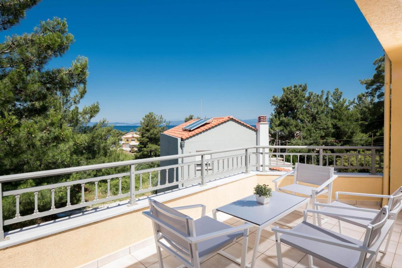 Louloudis Pool Villa Szkála Rahoníu Kültér fotó