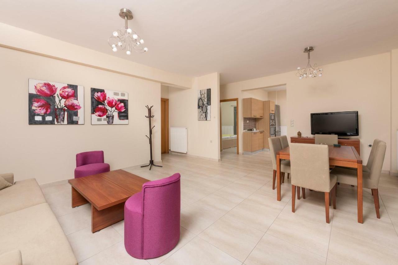 Louloudis Pool Villa Szkála Rahoníu Kültér fotó