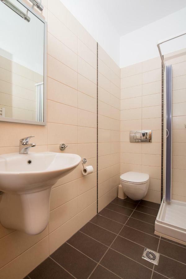 Louloudis Pool Villa Szkála Rahoníu Kültér fotó